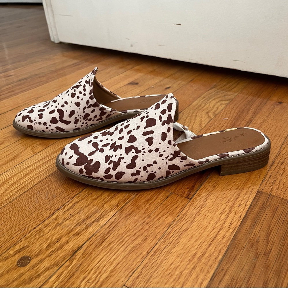 Universal Thread Cow Print Mules